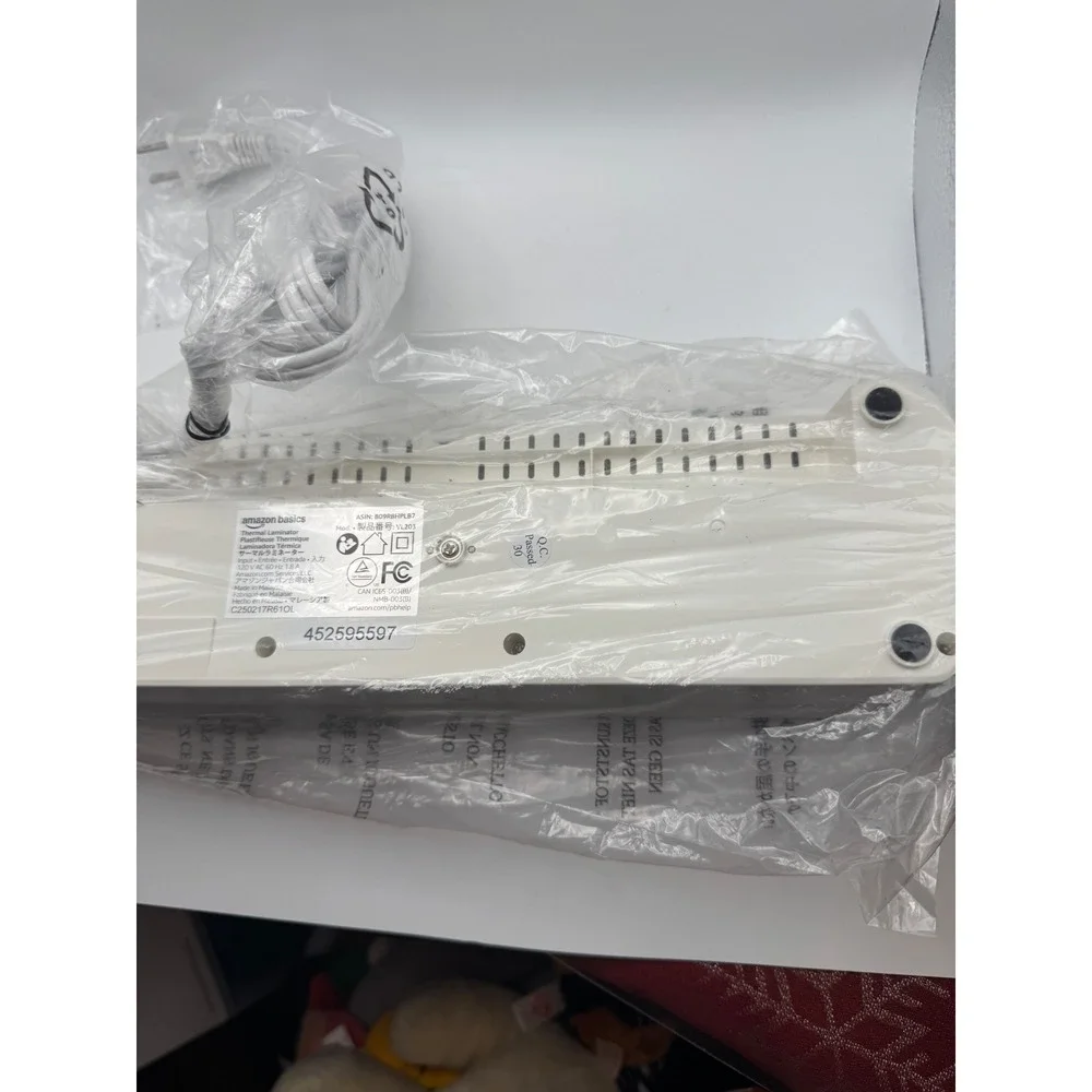 Amazon Basics Thermal‎ Laminator VL203 120V AC White Office Business